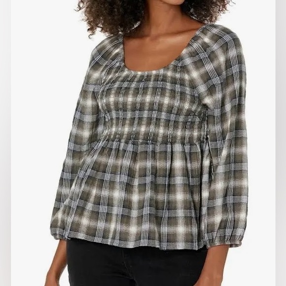 Tommy Hilfiger Tops - TOMMY JEANS | NWT Women’s Plaid Peplum Smocked Blouse